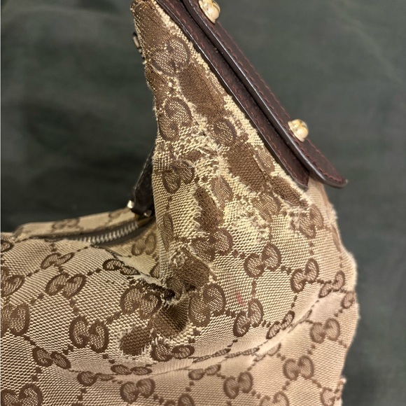 Gucci Beige and Brown Monogram Horsebit Shoulder Bag - Picture 5 of 7